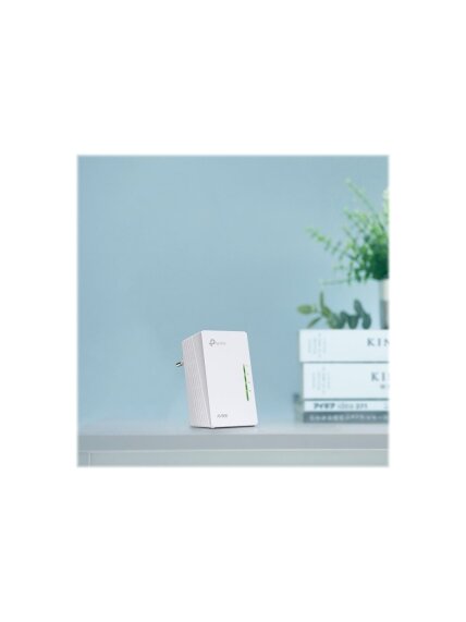 TP-LINK | AV600 Wi-Fi Powerline Extender | TL-WPA4220 | 10/100 Mbit/s | Ethernet LAN (RJ-45) ports 2 | 802.11n | Wi-Fi data rate (max) 300 Mbit/s | Data transfer rate (max) 600 Mbit/s 5 TP-LINK | AV600 Wi-Fi Powerline Extender | TL-WPA4220 | 10/100 Mbit/s | Ethernet LAN (RJ-45) ports 2 | 802.11n | Wi-Fi data rate (max) 300 Mbit/s | Data transfer rate (max) 600 Mbit/s 5