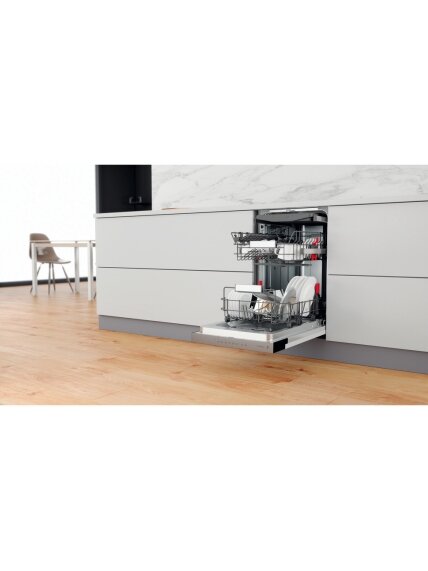 Whirlpool Dishwasher | WSBO 3O34 PF X | Built-in | Width 45 cm | Number of place settings 10 | Number of programs 8 | Energy efficiency class D | Display | Stainless steel 2