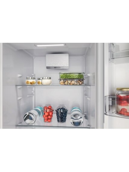 Whirlpool Refrigerator | WHSD18A013D1 | Energy efficiency class E | Built-in | Larder | Height 177 cm | Fridge net capacity 306 L | Display | 30 dB | Stainless steel 4
