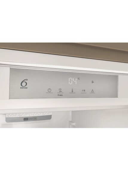Whirlpool Refrigerator | WHSD18A013D1 | Energy efficiency class E | Built-in | Larder | Height 177 cm | Fridge net capacity 306 L | Display | 30 dB | Stainless steel 6