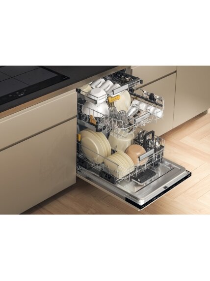 Whirlpool W8I HP42 L | Built-in | Width 60 cm | Number of place settings 14 | Number of programs 10 | Energy efficiency class C | Display | Black 4