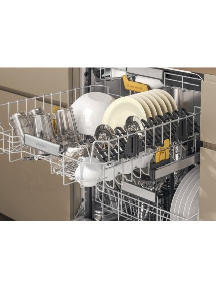 Whirlpool W8I HP42 L | Built-in | Width 60 cm | Number of place settings 14 | Number of programs 10 | Energy efficiency class C | Display | Black 6
