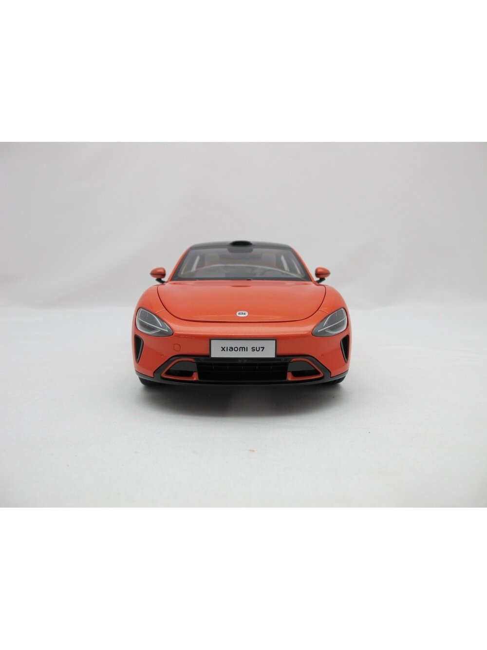 Xiaomi SU7 1:18 Die-cast Model Car | Lava Orange | Zinc alloy, ABS, SAN and PVC 2 Xiaomi SU7 1:18 Die-cast Model Car | Lava Orange | Zinc alloy, ABS, SAN and PVC 2