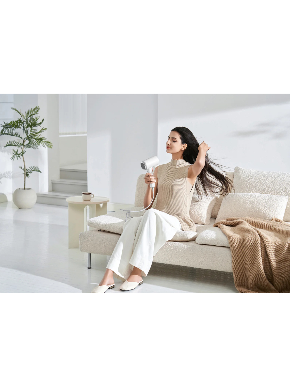 Xiaomi | High-speed Hair Dryer EU | 1600 W | Number of temperature settings 4 | Ionic function | White 5
