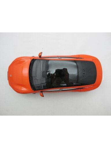 Xiaomi SU7 1:18 Die-cast Model Car | Lava Orange | Zinc alloy, ABS, SAN and PVC