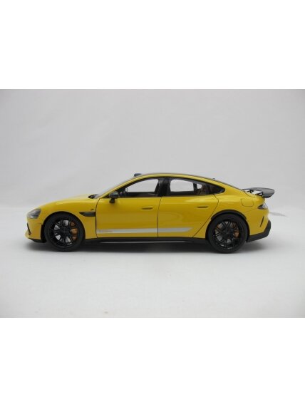 Xiaomi SU7 Ultra 1:18 Die-cast Model Car | Lightning Yellow | Zinc alloy, ABS, SAN, PVC 5 Xiaomi SU7 Ultra 1:18 Die-cast Model Car | Lightning Yellow | Zinc alloy, ABS, SAN, PVC 5