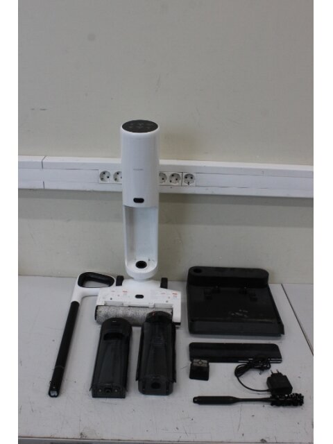 Y Xiaomi Vacuum | Truclean W20 | Warranty 3 month(s) | USED, DIRTY, CRACK ON WATER TANK, MISSING MANUALS 1